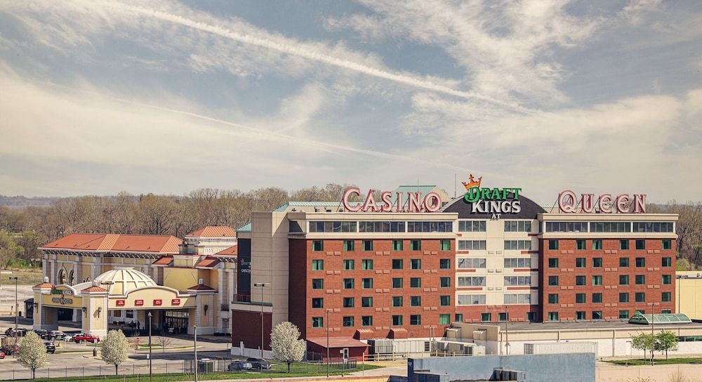 Casino Queen Hotel 1