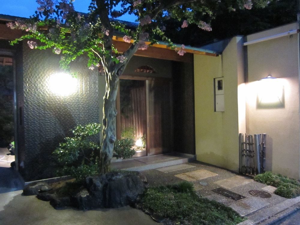 Yadoya Nishijinso 1