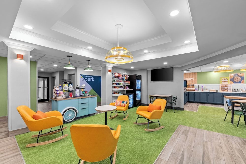Spark by Hilton Cincinnati Airport South 2