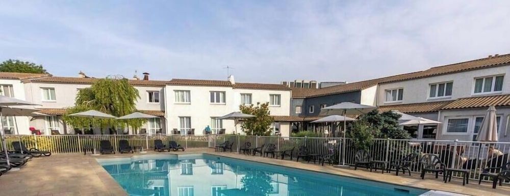 Logis LE RABELAIS Hôtel- Restaurant - SPA 1