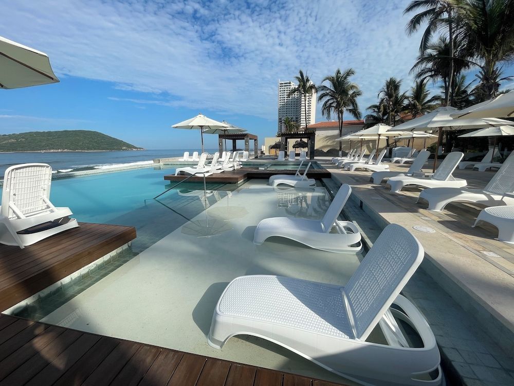 The Palms Resort of Mazatlan 1