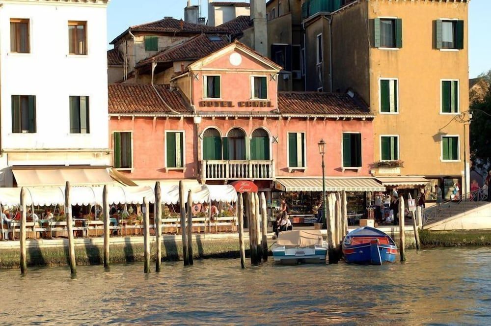 Hotel Canal 1