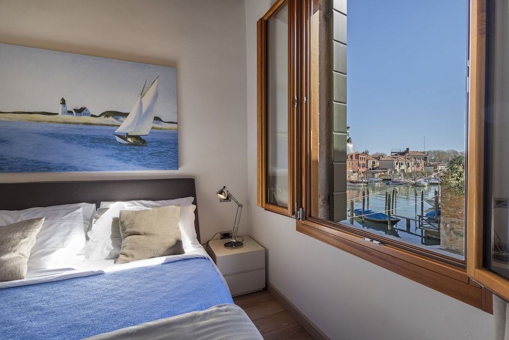 Sea to Sky Apartments by Wonderful Italy 2