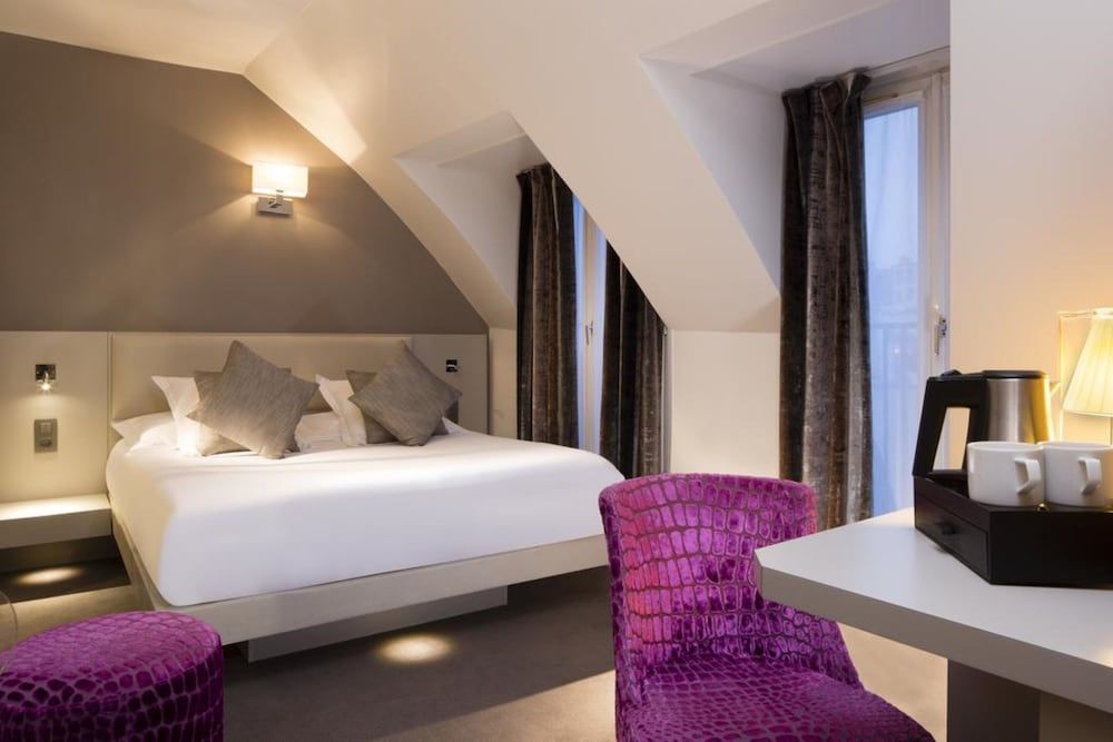 Hotel Jacques de Molay 1