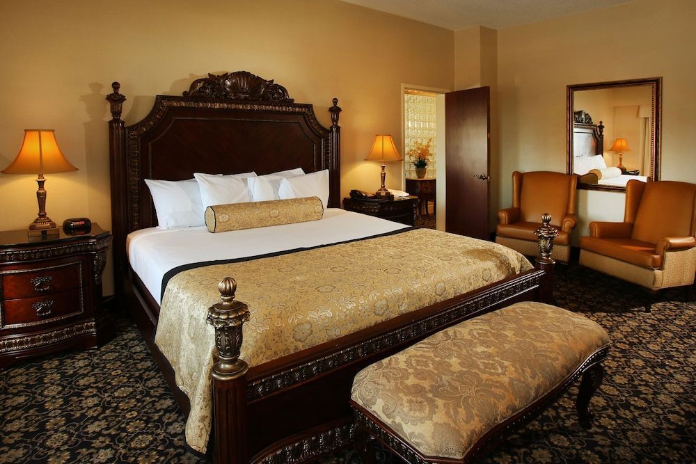 The Claridge Hotel 1
