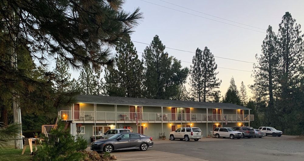 Brownsville Motel 1