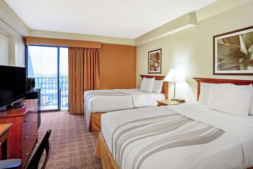 La Quinta by Wyndham Stamford / New York City 1