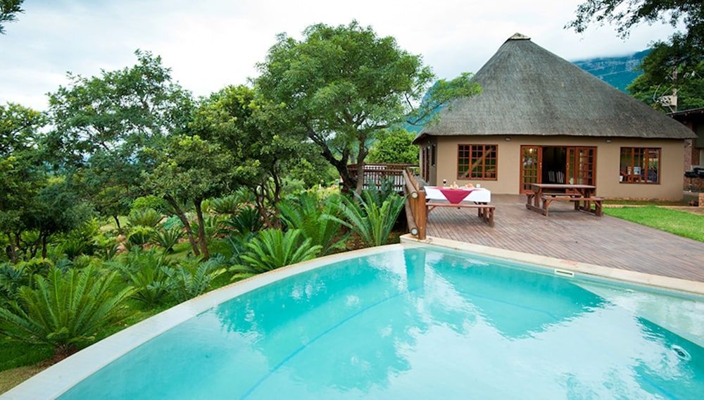 Amafu Forest Lodge 1