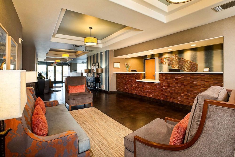 Hawthorn Suites by Wyndham-Oakland/Alameda 2