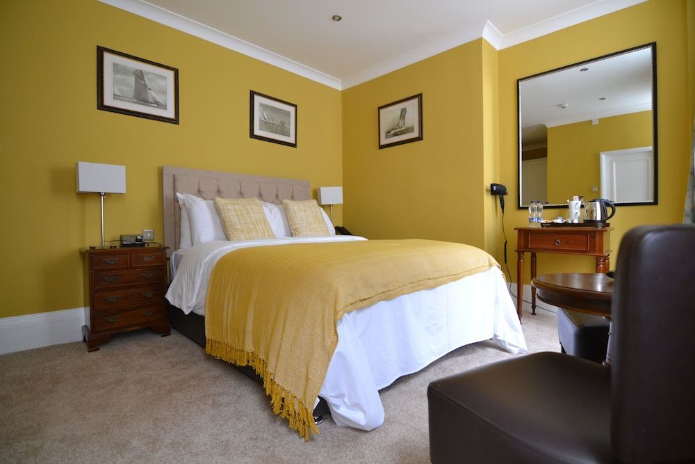 Angel and Royal Hotel 2
