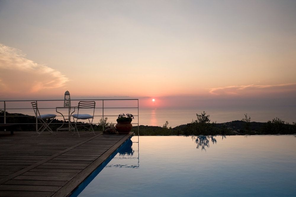 Artblue Villas 2