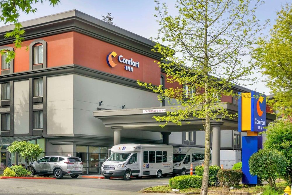 Comfort Inn & Suites Sea-Tac Airport 1