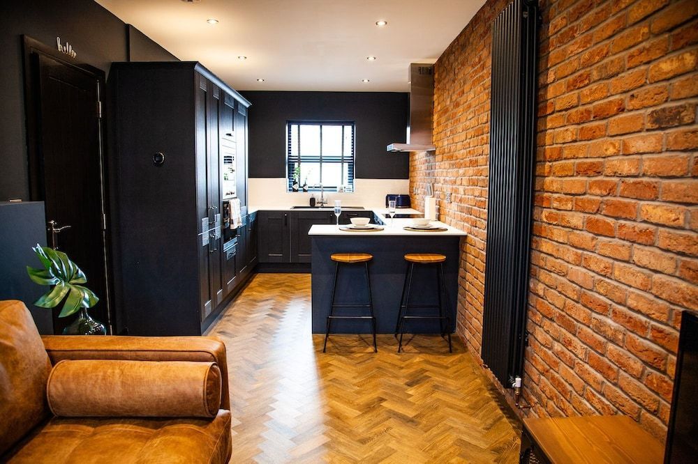 Barber Shop Flat 1