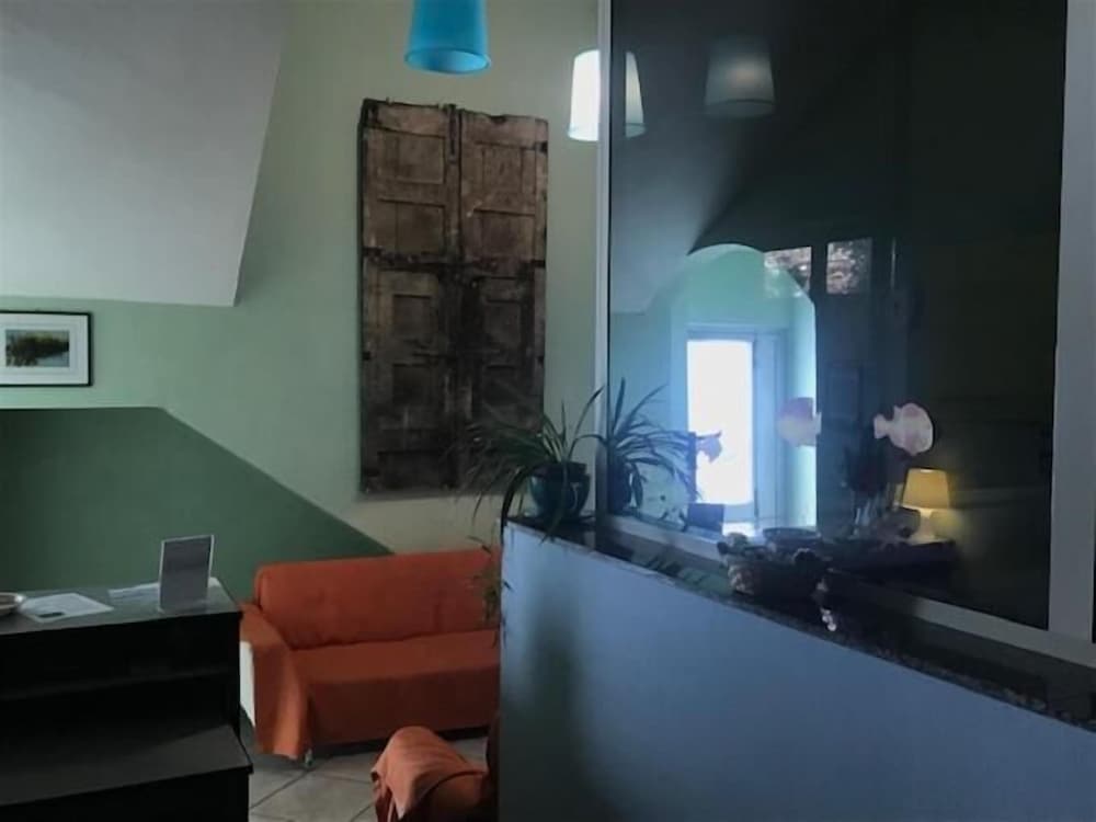 Sciddicu Room 2