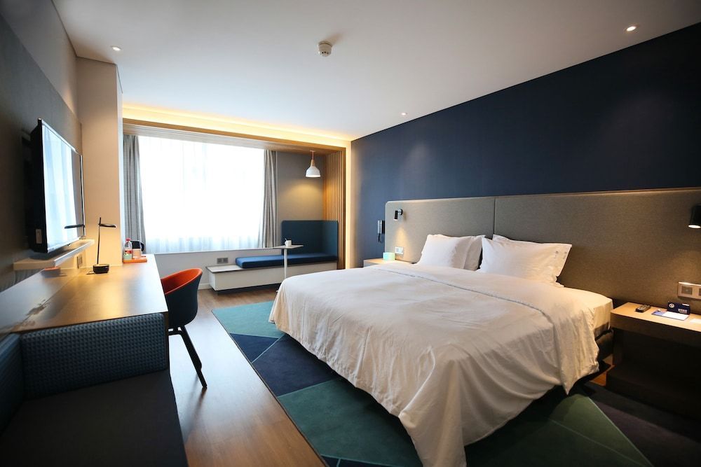 Holiday Inn Express Chengdu North Railway Station by IHG 2