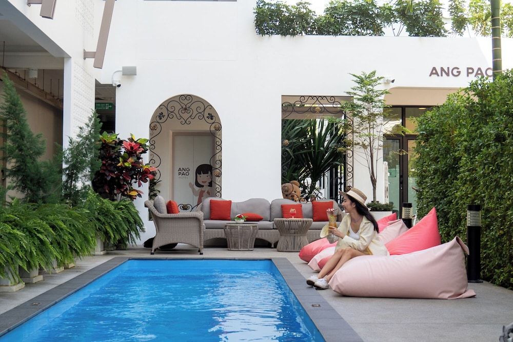 Ang Pao Hotel Phuket 1