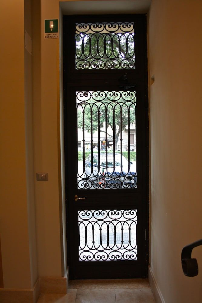 Pepita Lodge 2