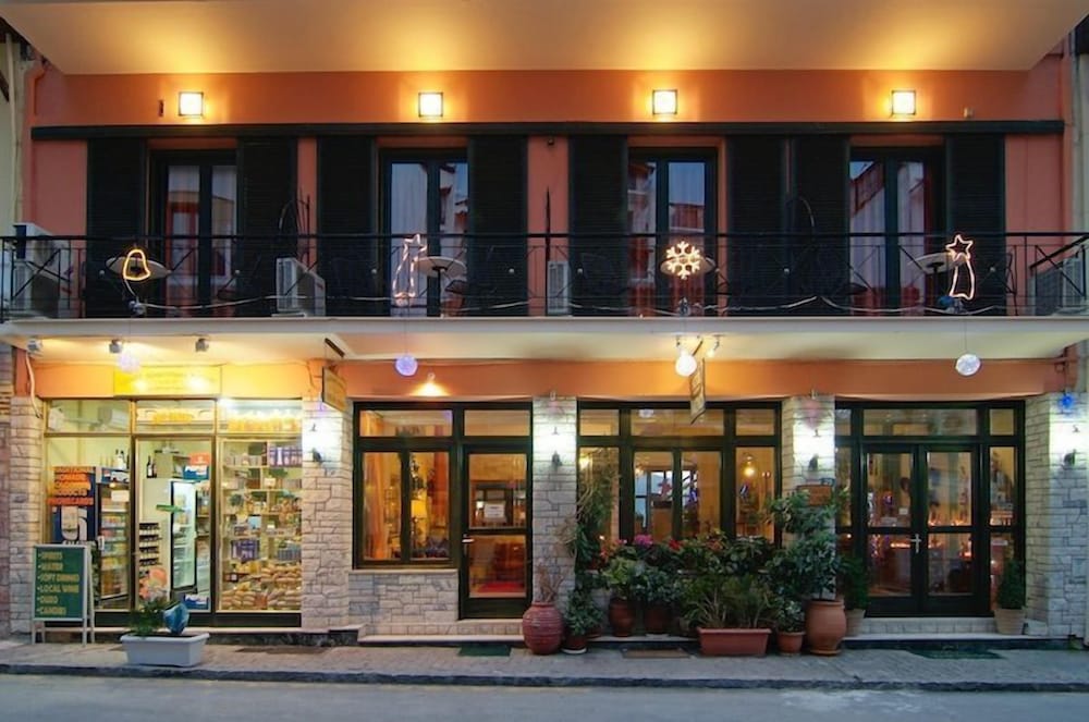 Hotel Varonos 1