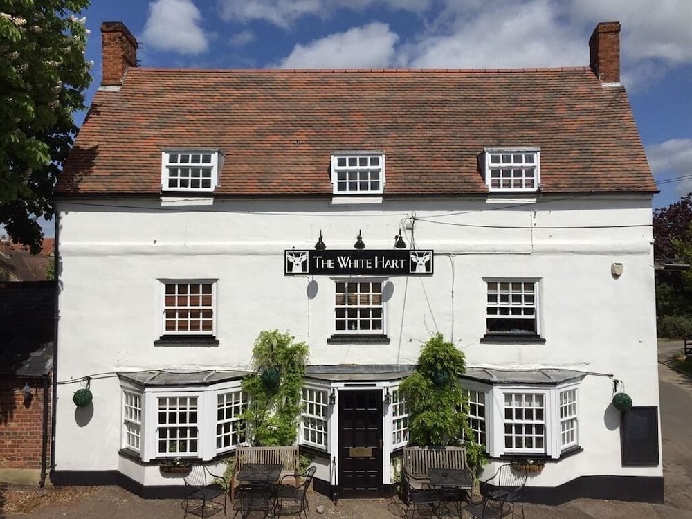 The White Hart 1