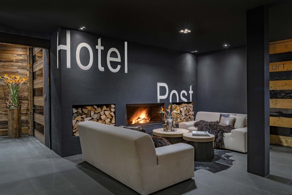 Unique Hotel Post 2