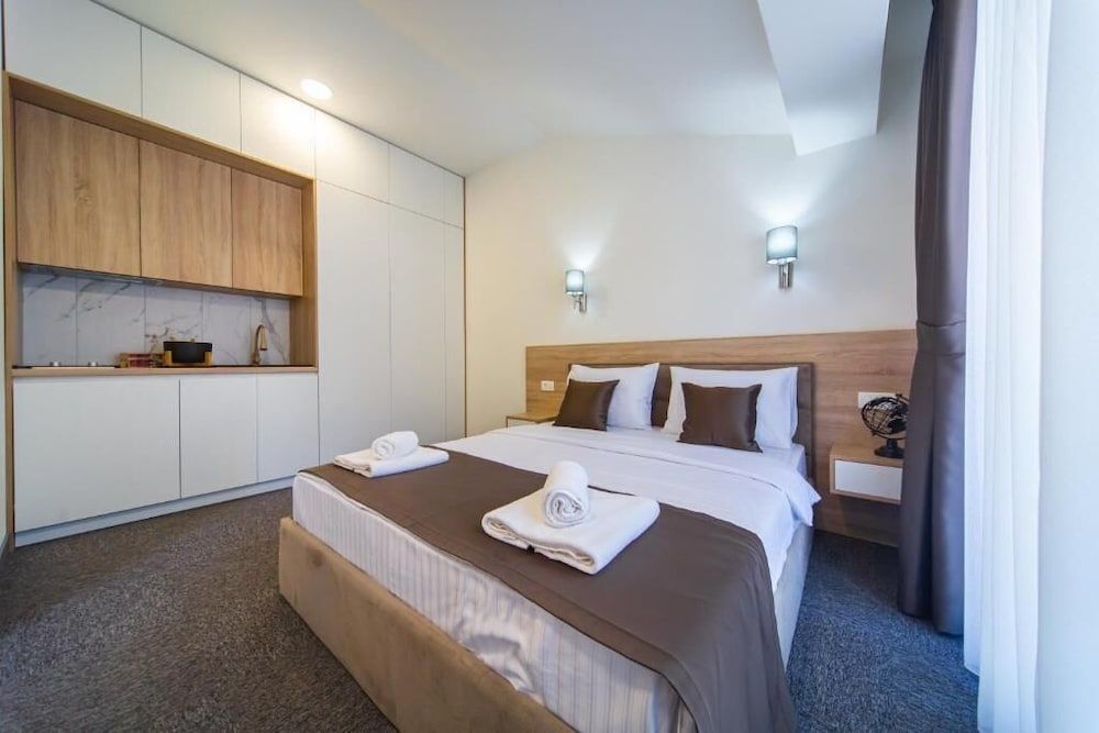 Rooftop Apartments & Rooms 1