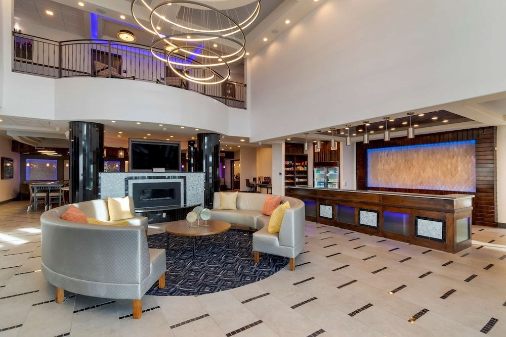 Best Western Premier Liberty Inn & Suites 2
