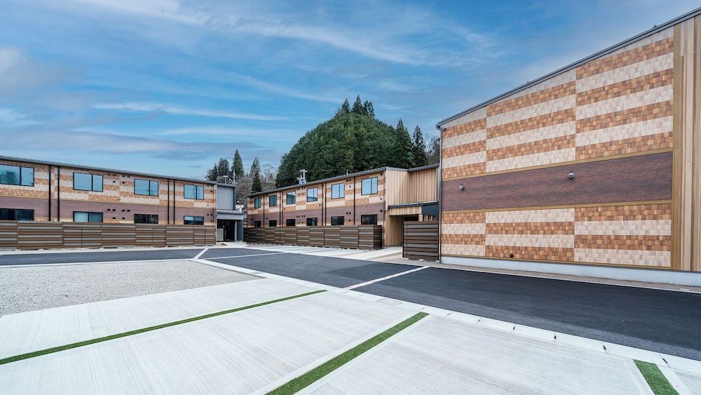YUTORIA RESORT HIDATAKAYAMA 1