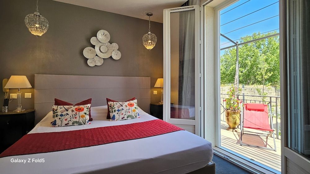 Brit Hotel Acacias 1