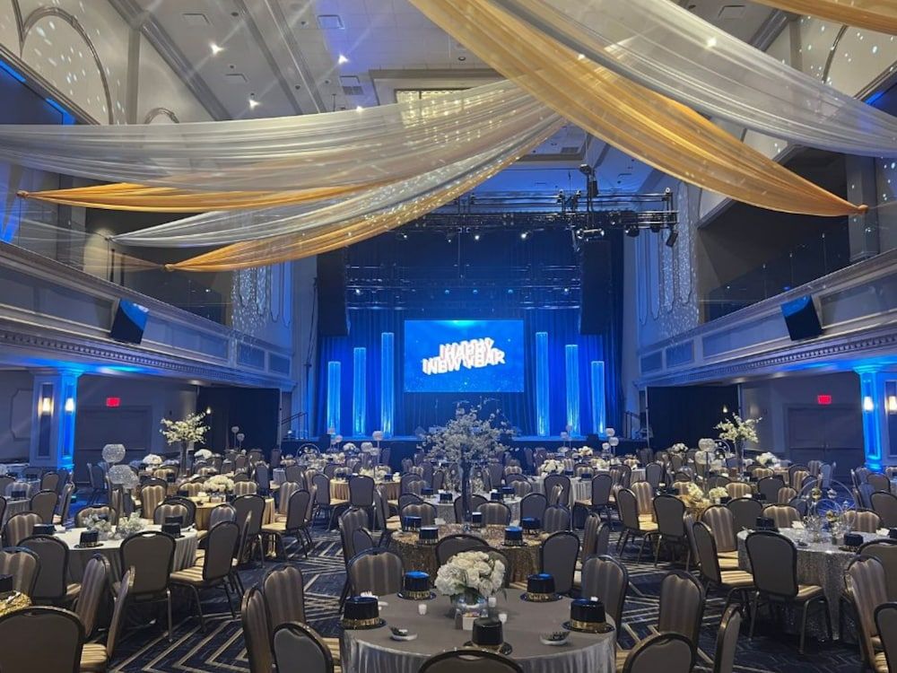Caesars Southern Indiana Hotel & Casino - A Caesars Rewards Destination 2