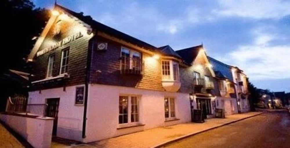 The White Lady Hotel 1