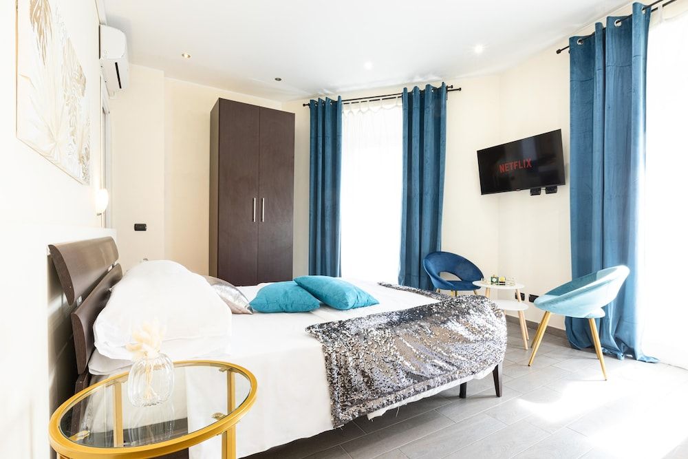 Cesar Vatican Rooms 1