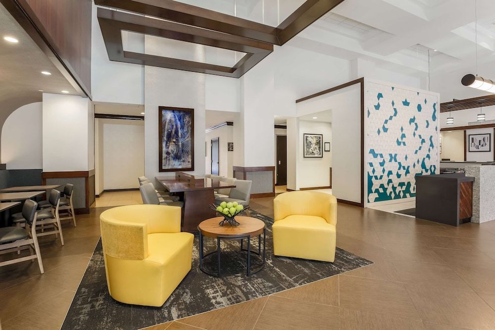 Hyatt Place Dallas/Grapevine 2