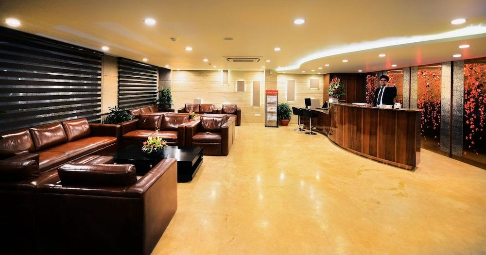 Hotel Regent Grand 2