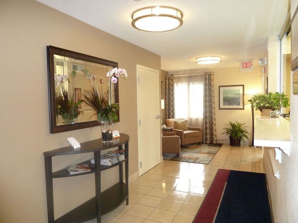 Sonesta Simply Suites Chicago Libertyville 2