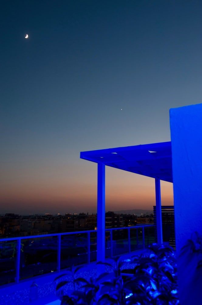 Scale Suites 1