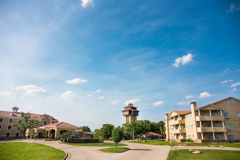 Tanglewood Resort on Lake Texoma, an Ascend Collection Resort 2