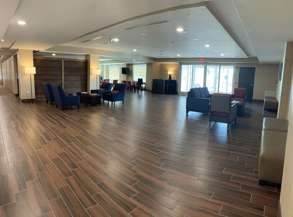 Comfort Suites Daytona Beach-Speedway 2