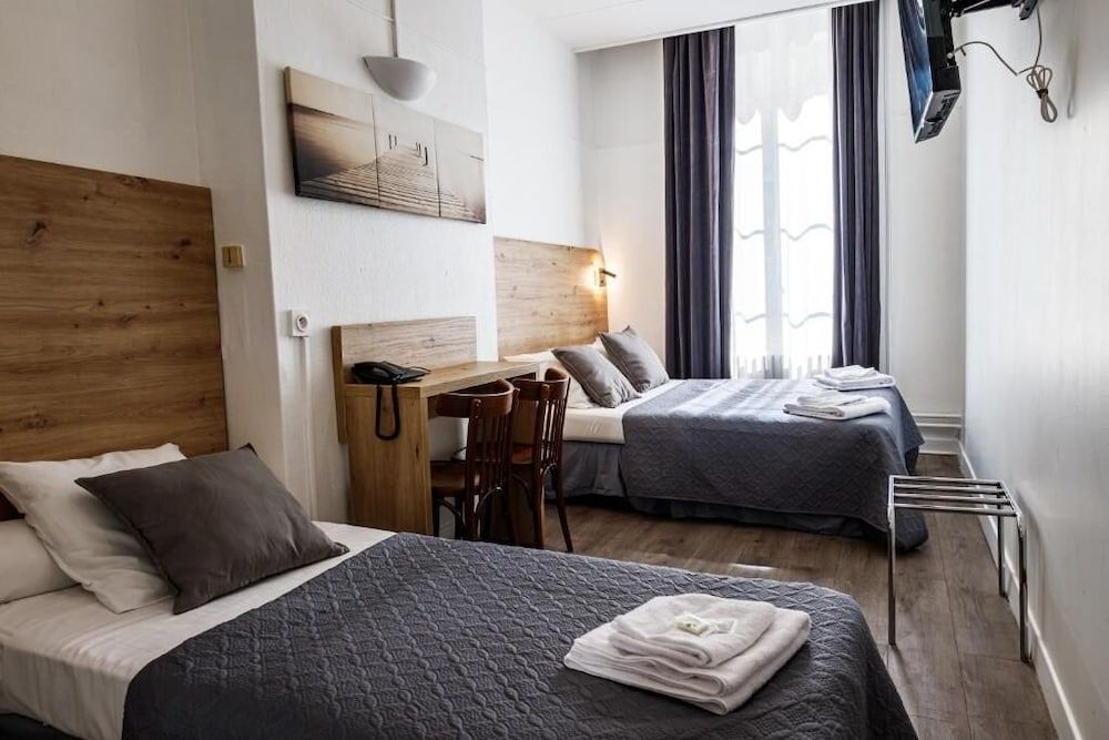 Hotel Du Dauphiné 1