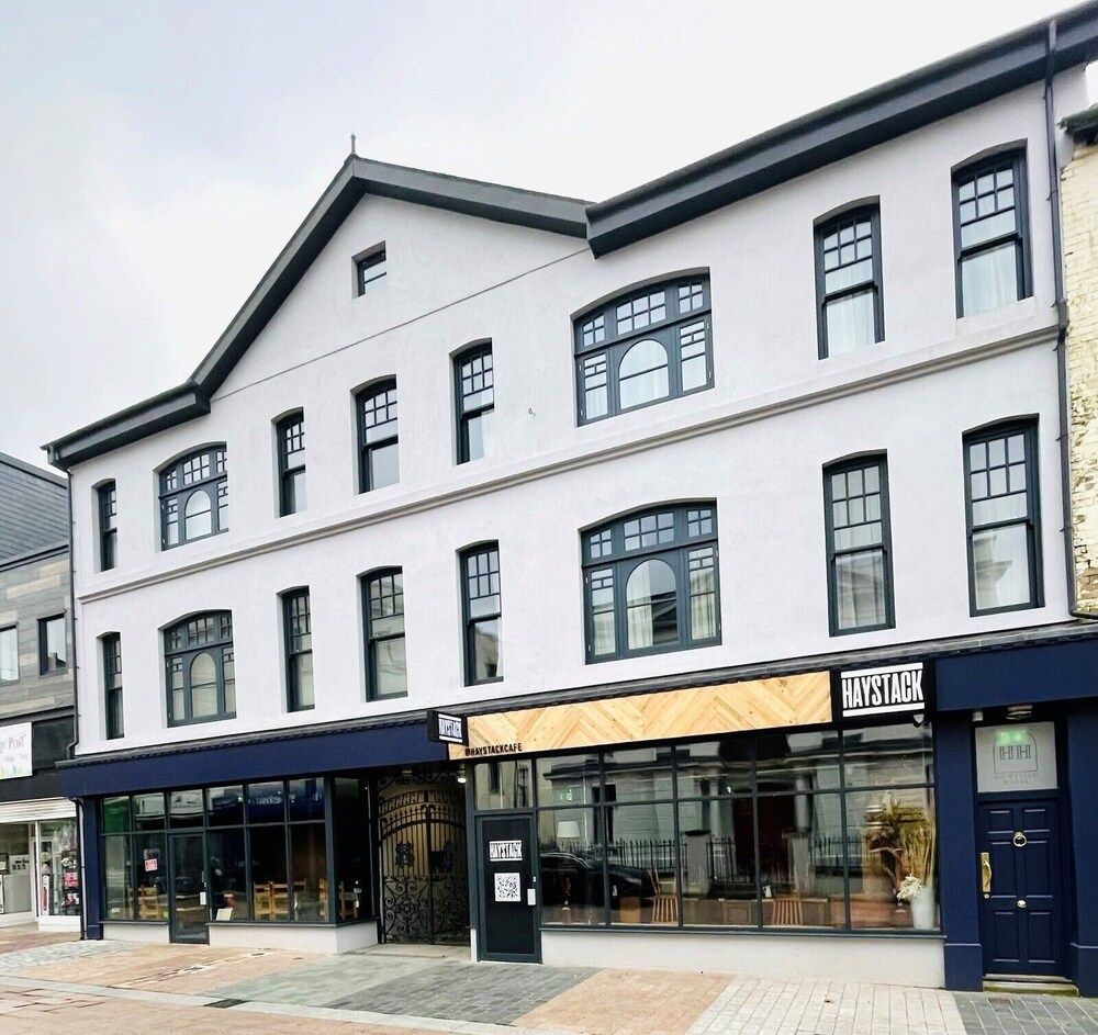 Howfield Hotel 1