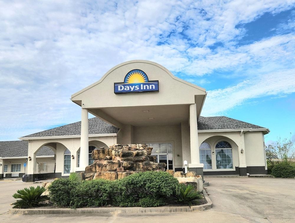Days Inn by Wyndham Robstown 1