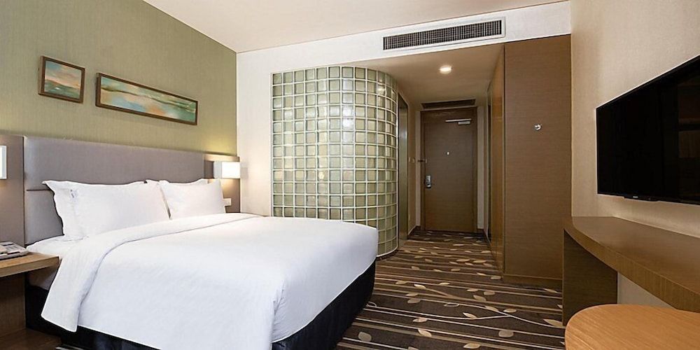 Holiday Inn Express Chongqing Airport Zone by IHG 2