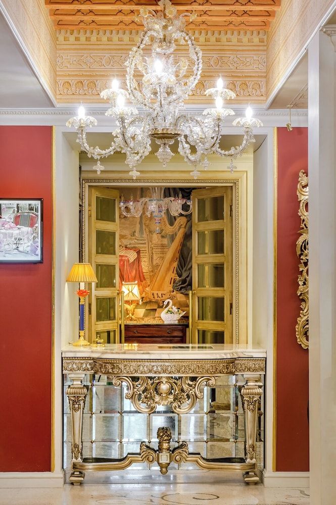 Villa e Palazzo Aminta - A Leading Hotel of The World 2