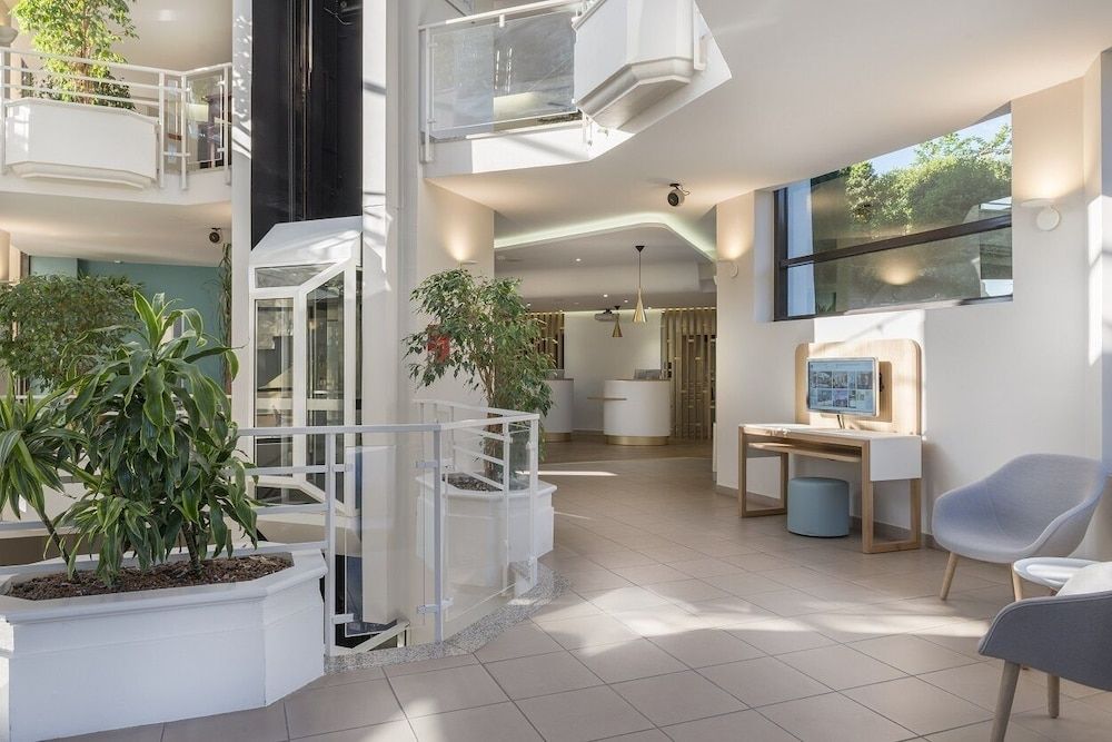 Hôtel Les Jardins De Sainte-Maxime 2