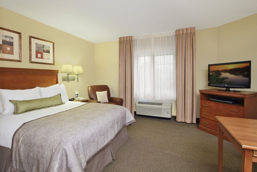 Candlewood Suites NORFOLK AIRPORT by IHG 1