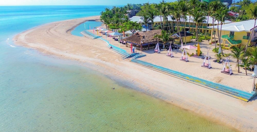 Marlins Beach Resort 1
