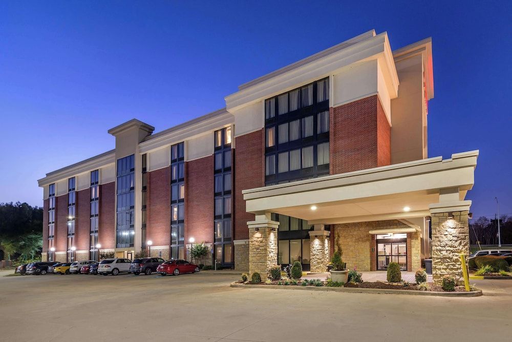Drury Inn & Suites Atlanta Airport 1