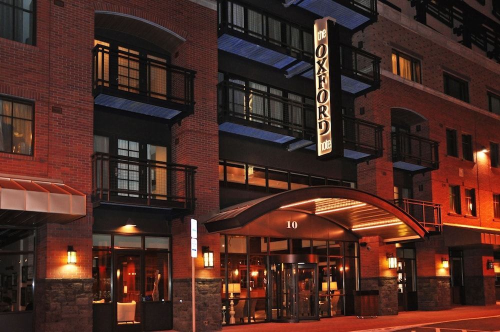 Oxford Hotel Bend 1