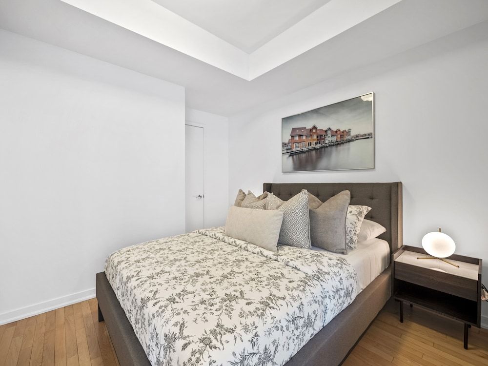 Stallion Suites Opp CN Tower & Scotiabank Arena 2