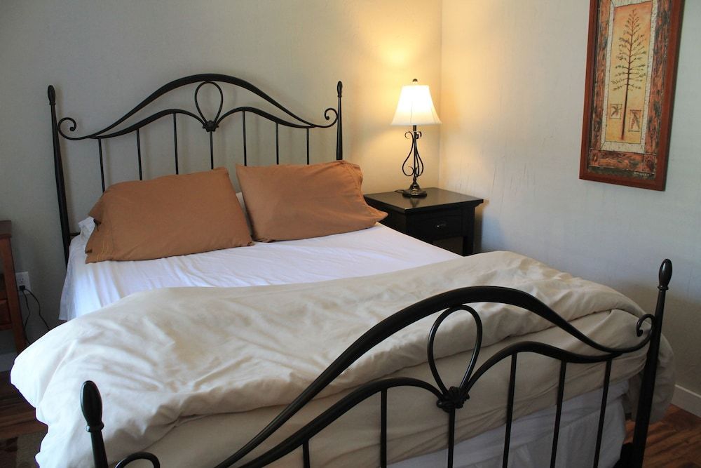 Strictly Moose Luxury Vacation Suites 2