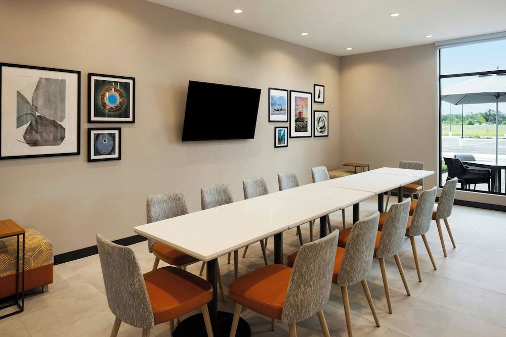 TownePlace Suites by Marriott Victoria Airport Sidney 2